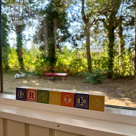 Retro Charm In Red In Lovely Surroundings בית נופש *